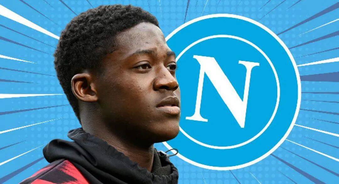 曝曼联新帝星已同意加盟那不勒斯,恐因B费受伤走不成!曼联不满其心态